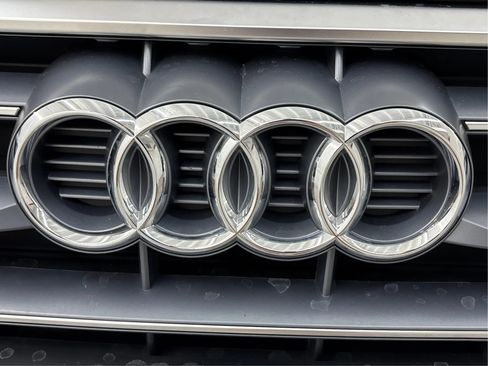 Used 2019 Audi Q5 2.0T Premium Plus w/ Premium Plus Package AWD/4WD image 32
