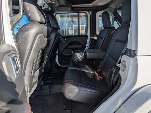 Used 2023 Jeep Wrangler Unlimited Rubicon w/ Steel Bumper Group image 15