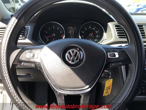 Used 2017 Volkswagen Passat 1.8T S image 13