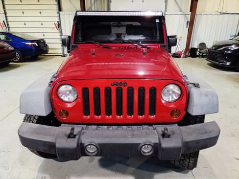 Used 2011 Jeep Wrangler Sport AWD/4WD image 10