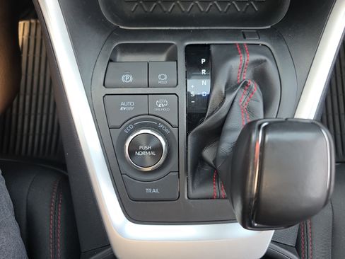 Used 2025 Toyota RAV4 SE AWD/4WD image 26