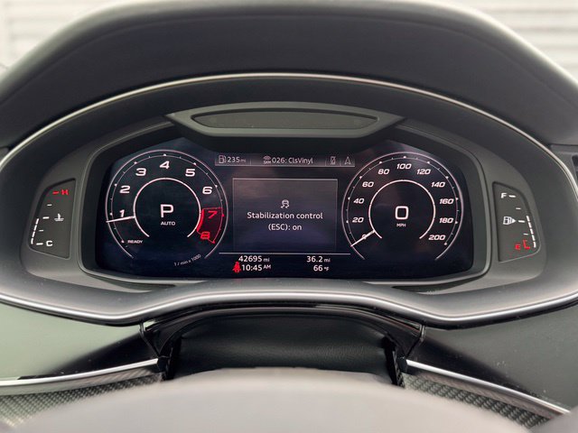 Used 2020 Audi RS Q8 AWD/4WD image 22