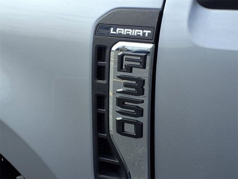 Used 2024 Ford F350 Lariat w/ Lariat Ultimate Package image 35