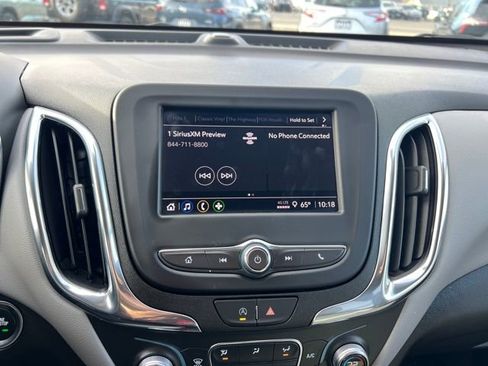 Used 2023 Chevrolet Equinox LT image 15