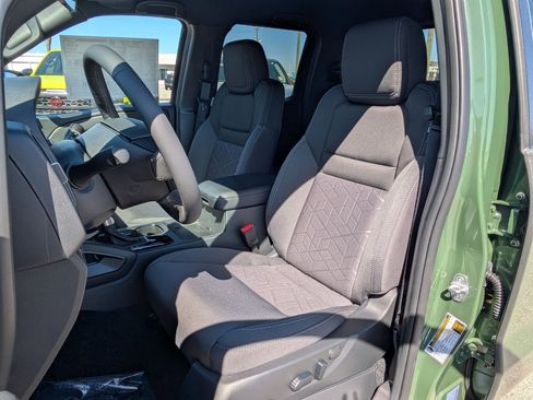 New 2026 Nissan Frontier SV w/ SV Convenience Package image 13