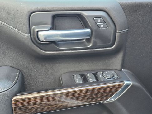 Used 2020 GMC Sierra 1500 Elevation w/ Elevation Value Package image 22