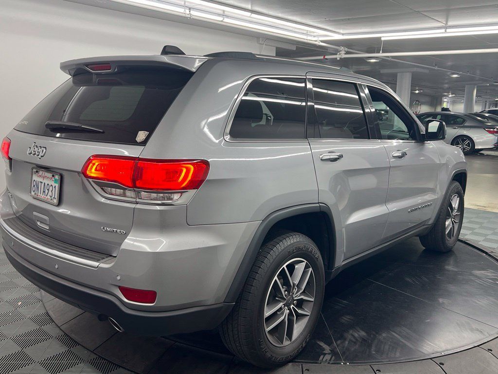 Used 2019 Jeep Grand Cherokee Limited w/ Luxury Group II AWD/4WD image 6