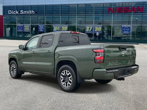 Used 2024 Nissan Frontier SL w/ Technology Package image 4