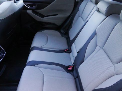 Used 2019 Subaru Forester Limited w/ Popular Package #3 image 38