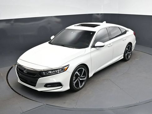 Used 2019 Honda Accord Sport image 30