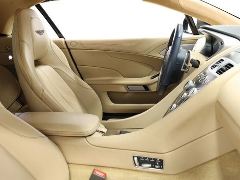 Used 2016 Aston Martin Vanquish Volante Convertible 2D image 67