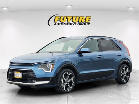 Used 2023 Kia Niro EX Touring image 5
