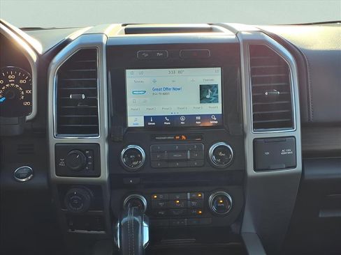 Used 2017 Ford F150 Lariat w/ Equipment Group 502A Luxury image 9