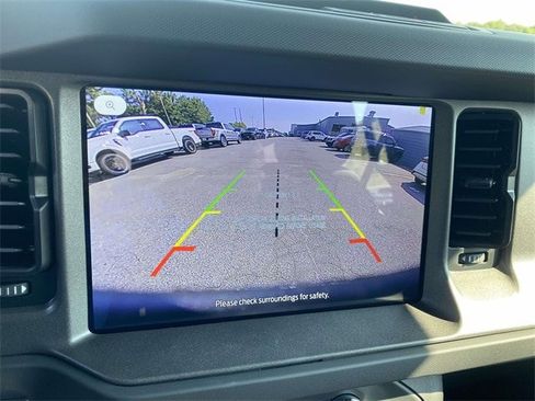 New 2025 Ford Bronco 4-Door image 36