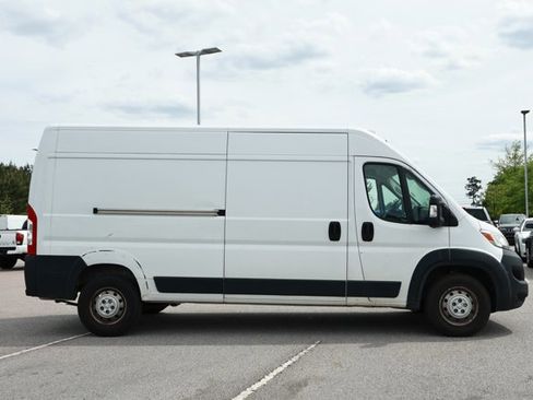 Used 2023 RAM ProMaster 2500 image 3