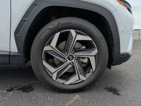 Used 2022 Hyundai Tucson Limited AWD/4WD image 25