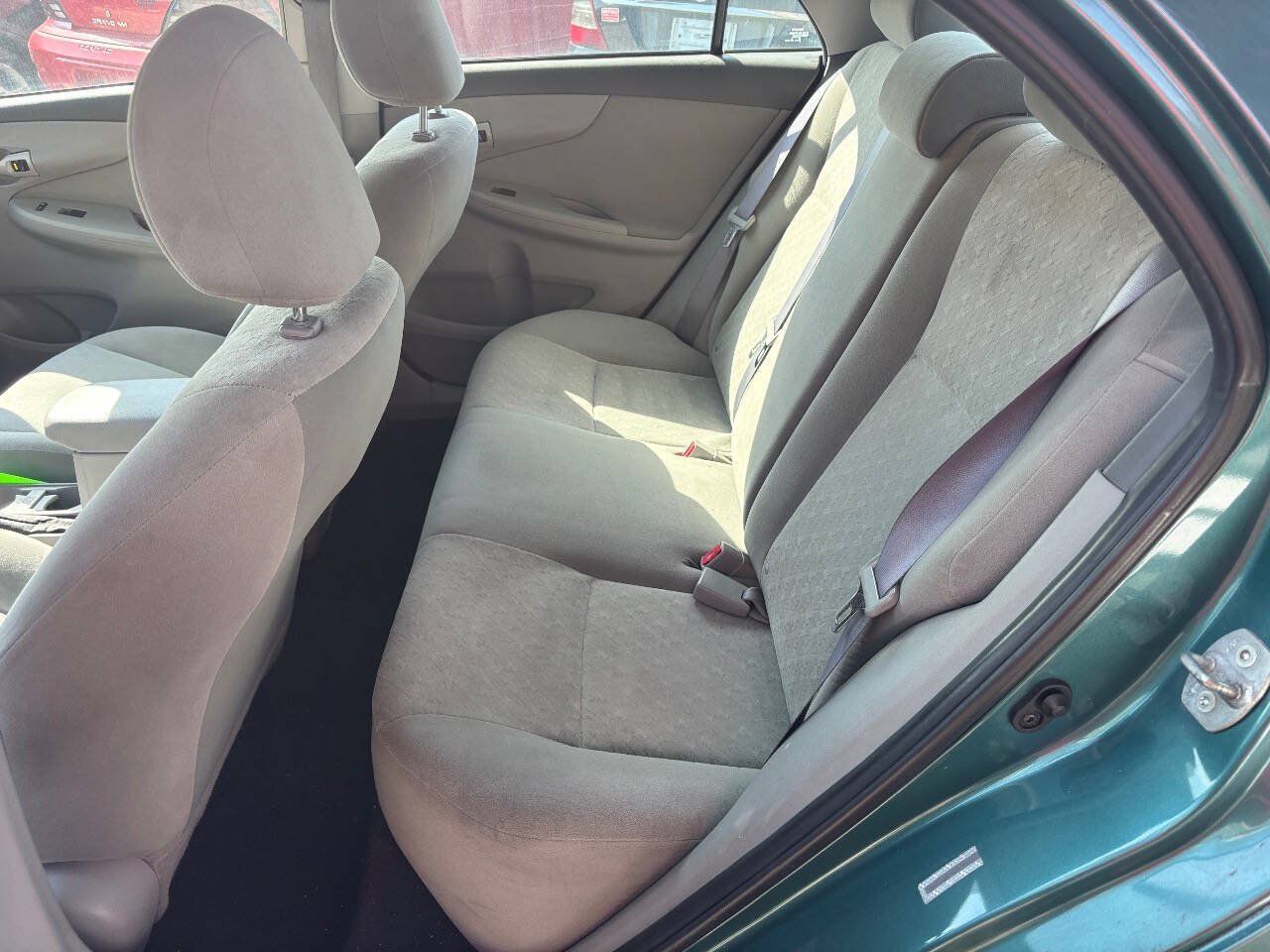 Used 2009 Toyota Corolla FWD image 13