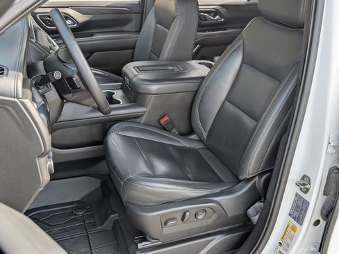 Used 2021 Chevrolet Tahoe Z71 image 17