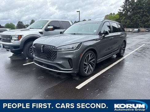 Used 2025 Lincoln Aviator Black Label w/ Black Label Special Edition AWD/4WD image 1