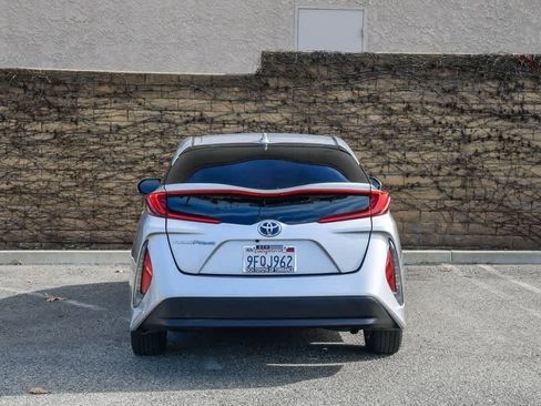 Used 2022 Toyota Prius Prime LE image 7