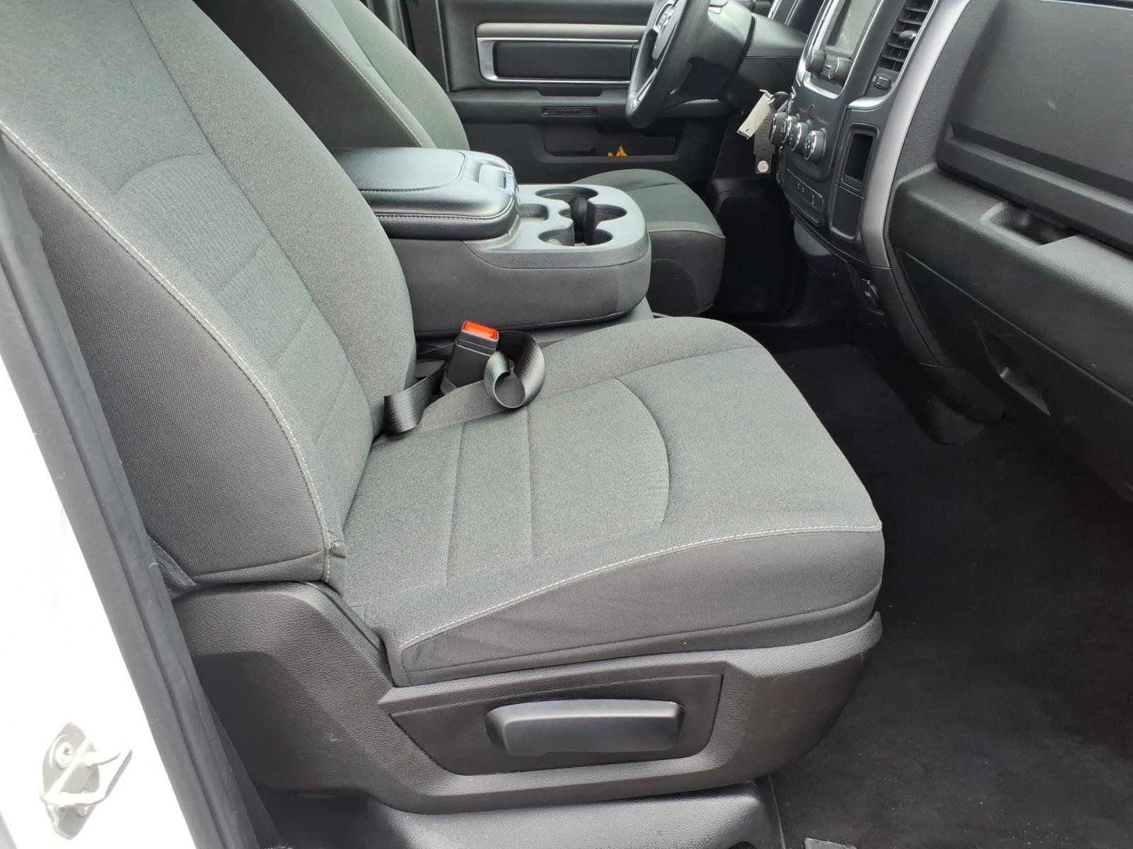 Used 2024 RAM 1500 Warlock AWD/4WD image 8