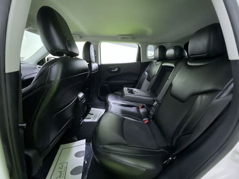 Used 2019 Jeep Compass Latitude w/ Popular Equipment Group image 26