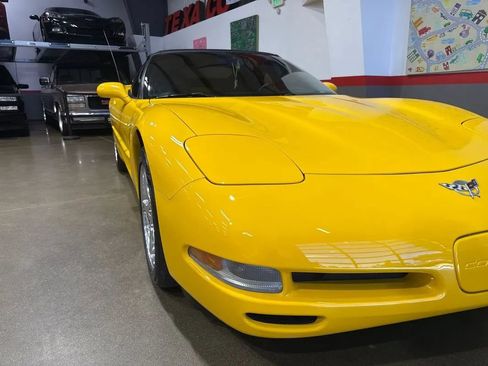 Used 2003 Chevrolet Corvette Convertible w/ Preferred Equipment Group1 RWD image 67