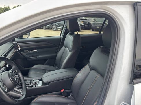 Used 2025 MAZDA CX-50 2.5 Hybrid w/ Premium Plus Pkg AWD/4WD image 36