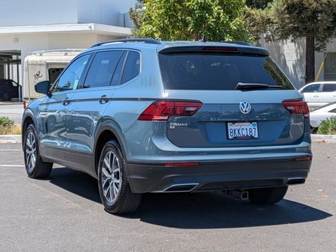 Used 2019 Volkswagen Tiguan SE w/ Panoramic Sunroof Package FWD image 8