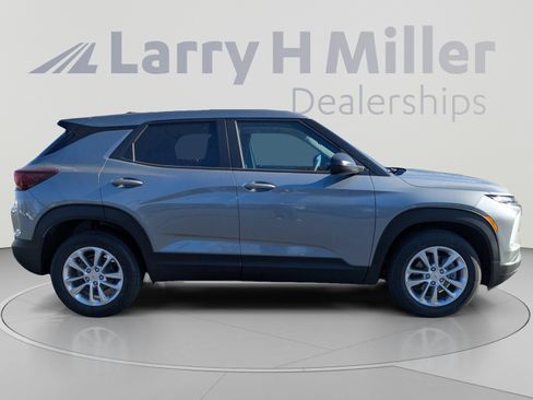 New 2026 Chevrolet TrailBlazer LS w/ LS Convenience Package FWD image 6
