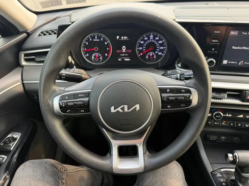 Used 2022 Kia K5 LXS FWD image 12