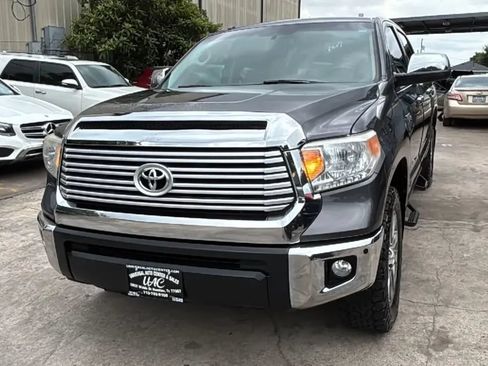 Used 2017 Toyota Tundra Limited w/ Limited Premium Package AWD/4WD image 4