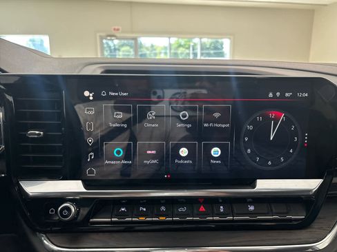 Used 2024 GMC Sierra 1500 SLT w/ SLT Convenience Package image 42