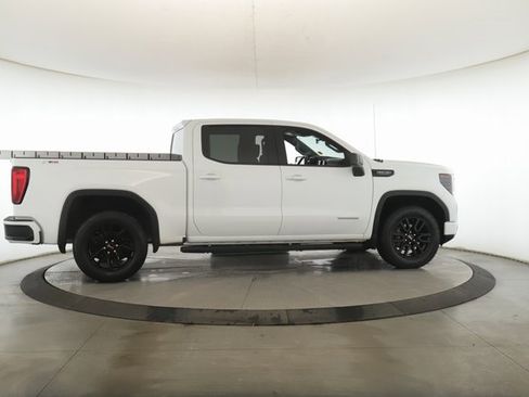 Used 2024 GMC Sierra 1500 Elevation image 6