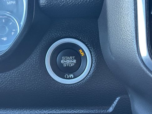 Used 2024 RAM 1500 Laramie image 22