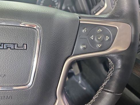 Used 2018 GMC Sierra 2500 Denali w/ Duramax Plus Package AWD/4WD image 20