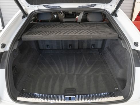 Used 2021 Lamborghini Urus image 48