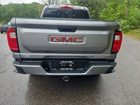 Used 2023 GMC Canyon AT4 w/ AT4 Premium Package AWD/4WD image 4
