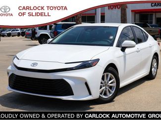 Used 2025 Toyota Camry LE w/ Convenience Package FWD video 1
