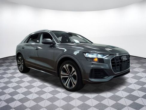 Used 2019 Audi Q8 Premium Plus w/ Premium Plus image 6