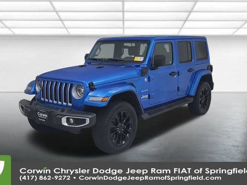 Used 2021 Jeep Wrangler Unlimited Sahara w/ Cold Weather Group image 5
