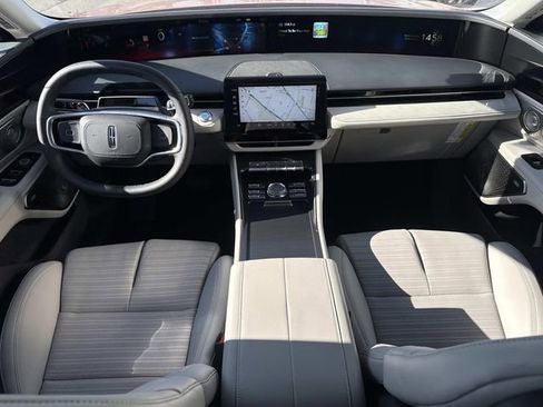 New 2026 Lincoln Nautilus Reserve image 16