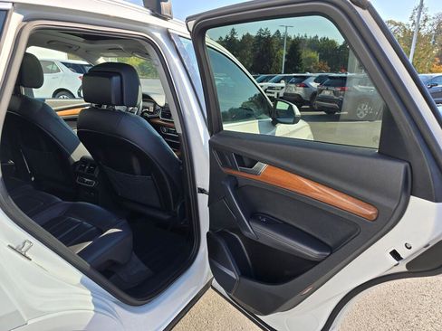 Used 2023 Audi Q5 2.0T Premium Plus image 41