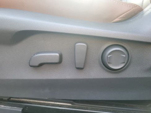 Used 2020 Subaru Outback Touring XT image 28