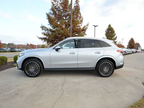 New 2026 Mercedes-Benz GLC 300 4MATIC image 4