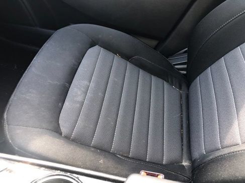 Used 2018 Ford Edge SE FWD image 22