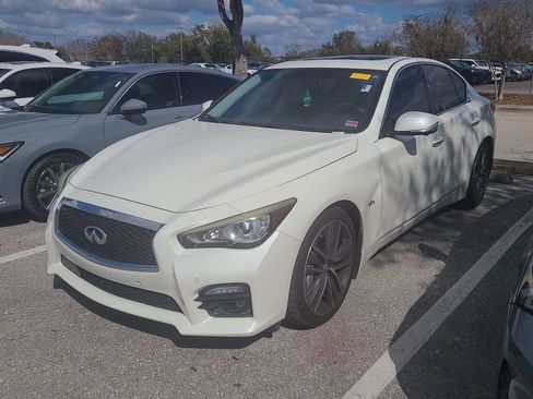 Used 2017 INFINITI Q50 Sport image 2