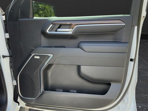 Certified 2022 Chevrolet Silverado 1500 RST w/ All Star Edition Plus AWD/4WD image 30