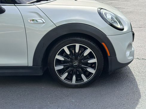 Used 2019 MINI Cooper S FWD image 12