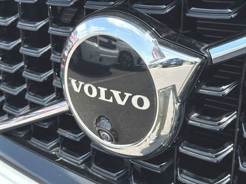 Used 2024 Volvo XC60 B5 Plus w/ Climate Package AWD/4WD image 32